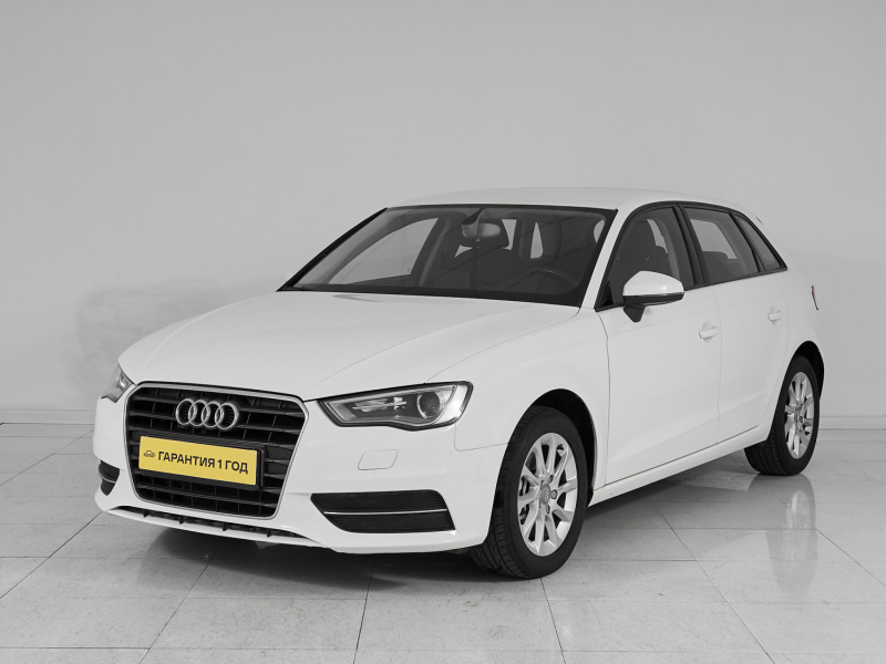 Audi A3, III (8V) 2013 с пробегом 140 000 км.