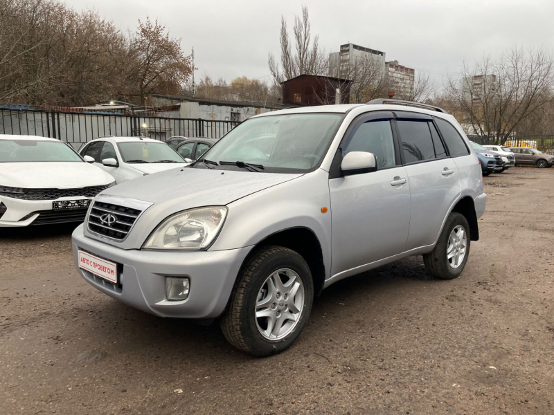 Chery Tiggo (T11), I 2010 с пробегом 108 000 км.