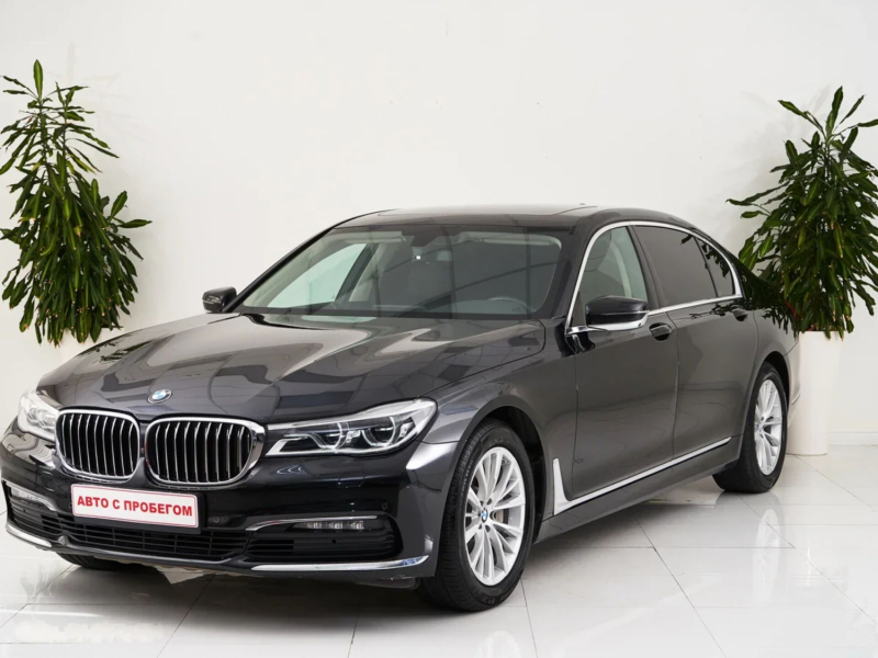 BMW 7 серии, VI (G11/G12) 2017 с пробегом 51 000 км.