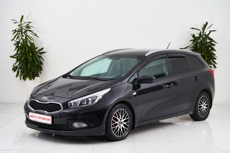 Kia Ceed, II 2015 с пробегом 65 000 км.