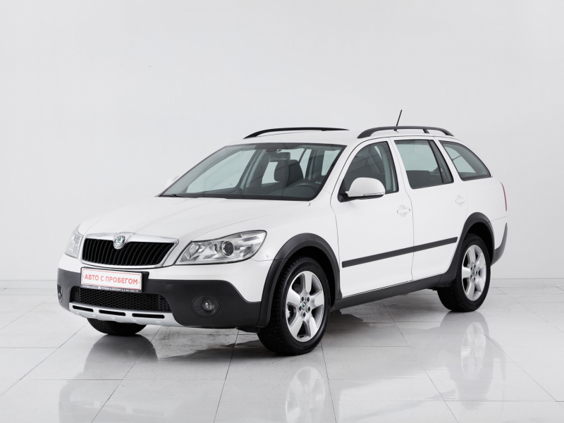 Skoda Octavia, II (A5) Рестайлинг 2012 с пробегом 122 000 км.