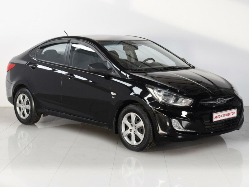 Hyundai Solaris, I 2013 с пробегом 142 590 км.