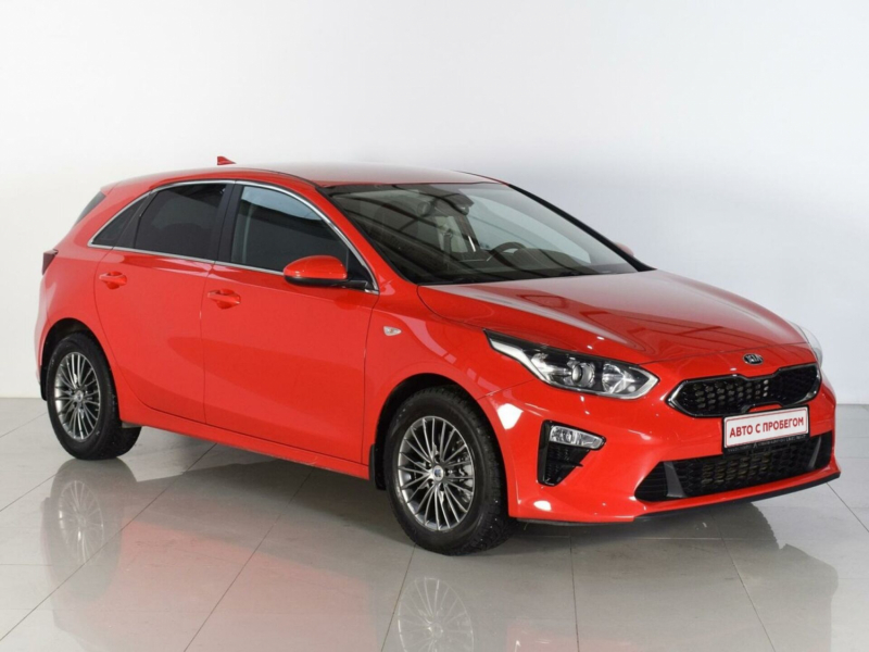 Kia Ceed, III 2018 с пробегом 33 354 км.