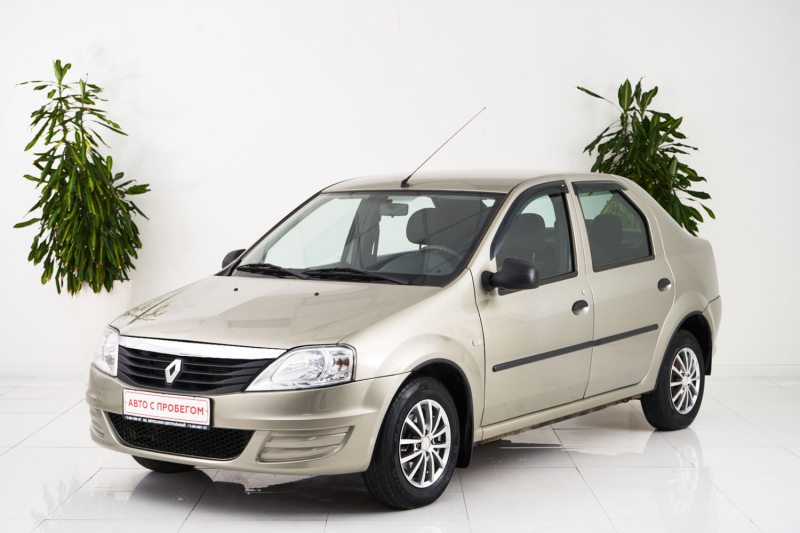 Renault Logan, I Рестайлинг 2010 с пробегом 60 000 км.