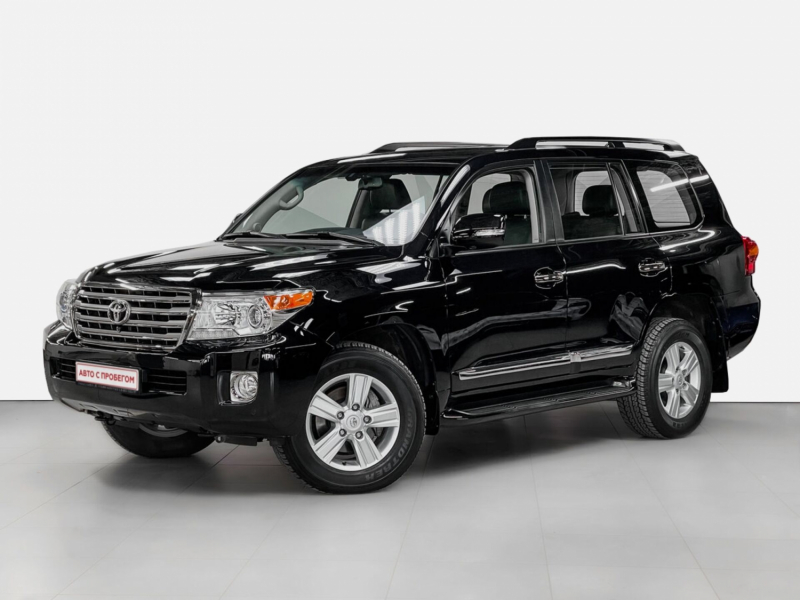 Toyota Land Cruiser, 200 Series Рестайлинг 1 2014 с пробегом 18 100 км.