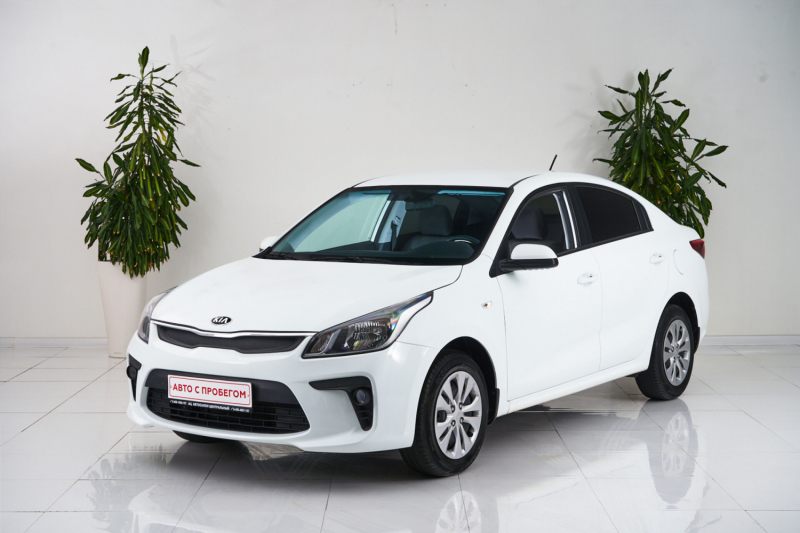 Kia Rio, IV 2019 с пробегом 20 000 км.