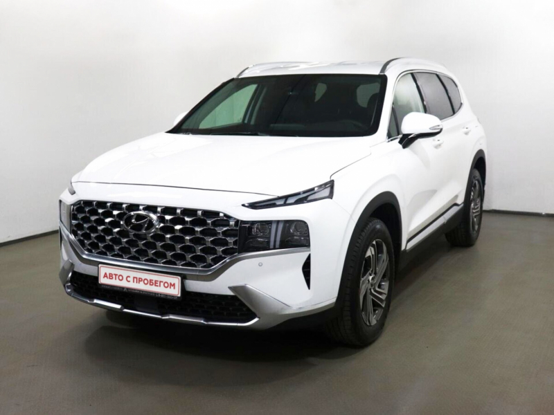 Hyundai Santa Fe, IV Рестайлинг 2022 с пробегом 5 295 км.