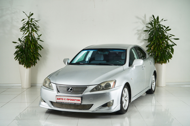 Lexus IS, II Рестайлинг 2008 с пробегом 180 000 км.