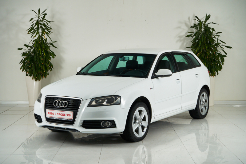 Audi A3, II (8P) Рестайлинг 2 2012 с пробегом 89 000 км.