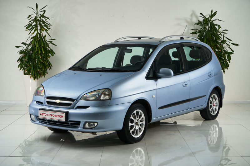 Chevrolet Rezzo 2006 с пробегом 180 000 км.