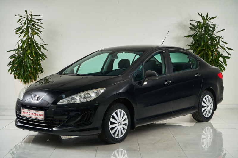 Peugeot 408, I 2014 с пробегом 76 000 км.