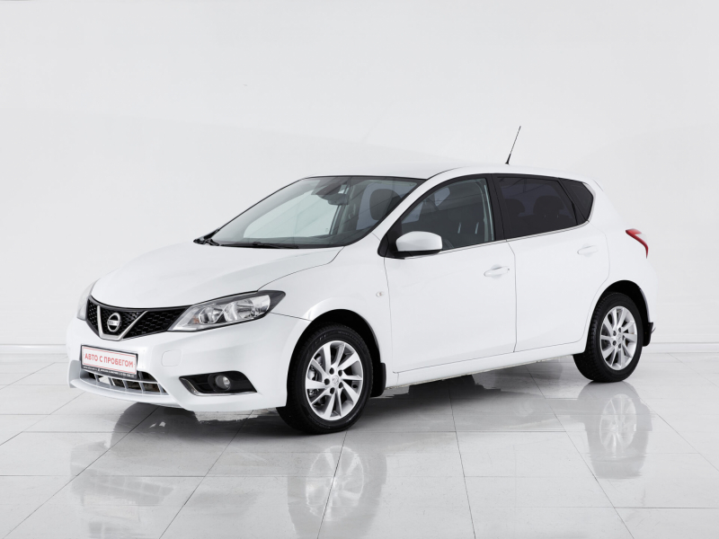 Nissan Tiida, II 2015 с пробегом 82 000 км.