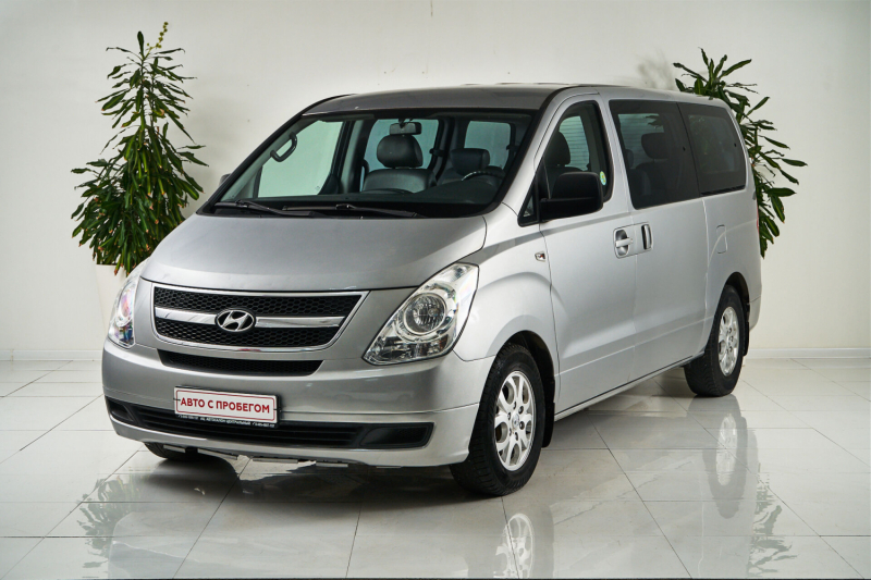 Hyundai Grand Starex, I 2011 с пробегом 127 000 км.