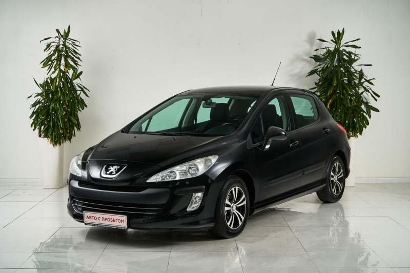 Peugeot 308, I 2010 с пробегом 111 000 км.