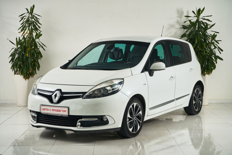 Renault Scenic, III Рестайлинг 2 2015 с пробегом 85 000 км.