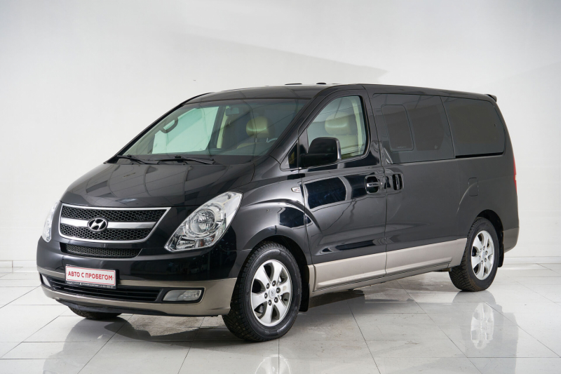 Hyundai Grand Starex, I 2010 с пробегом 156 000 км.