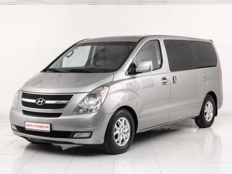 Hyundai Grand Starex, I 2012 с пробегом 179 000 км.