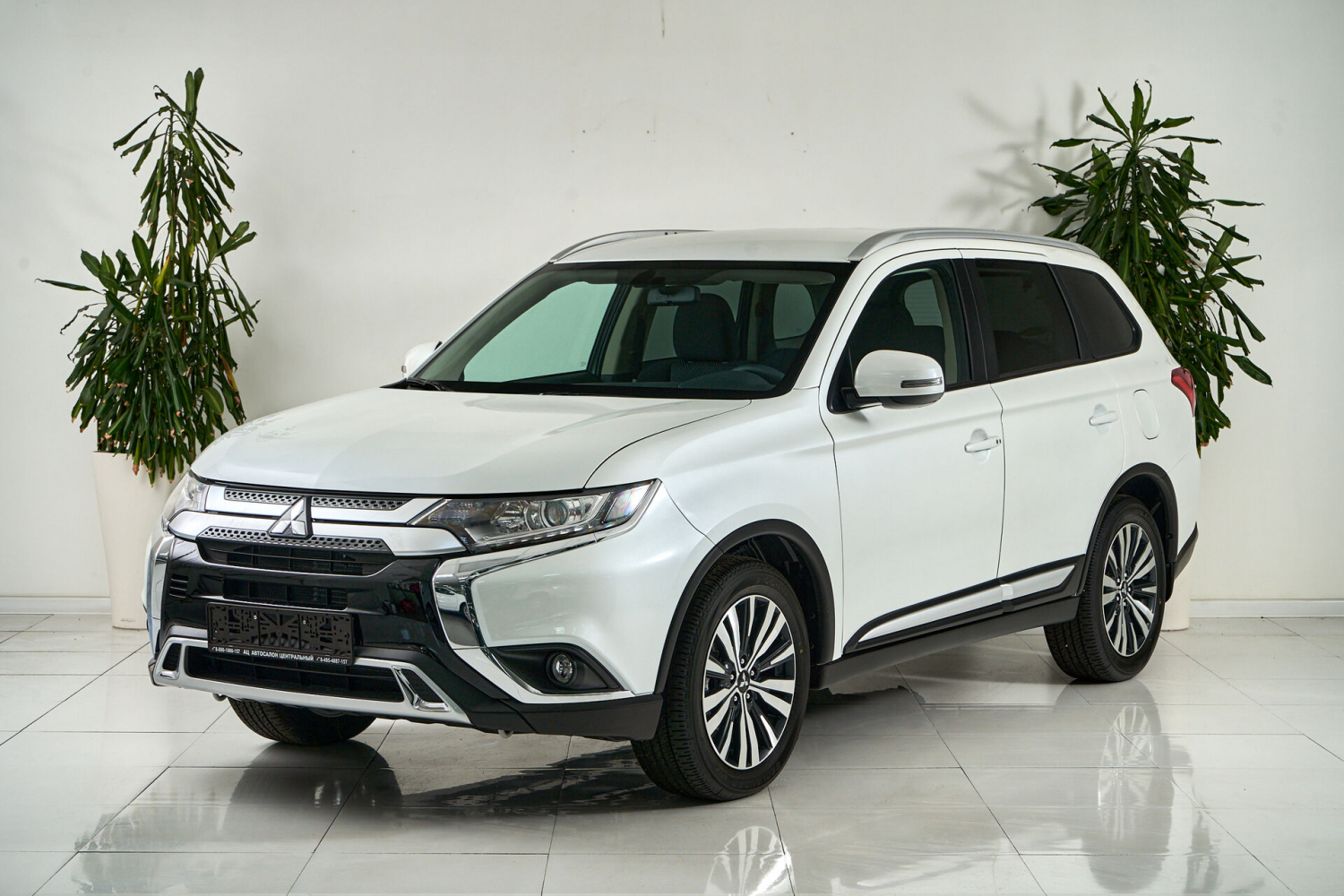 Mitsubishi Outlander, 2021 г.