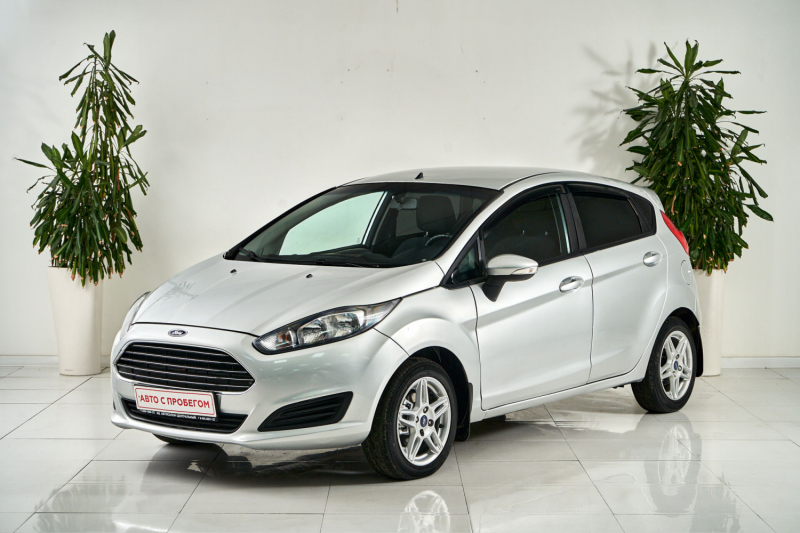 Ford Fiesta, Mk6 Рестайлинг 2016 с пробегом 72 000 км.