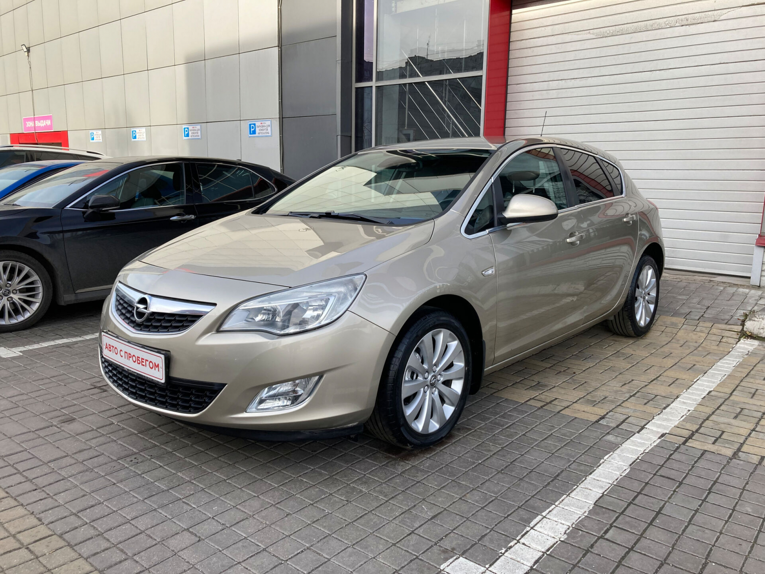 Opel Astra, 2011 г.