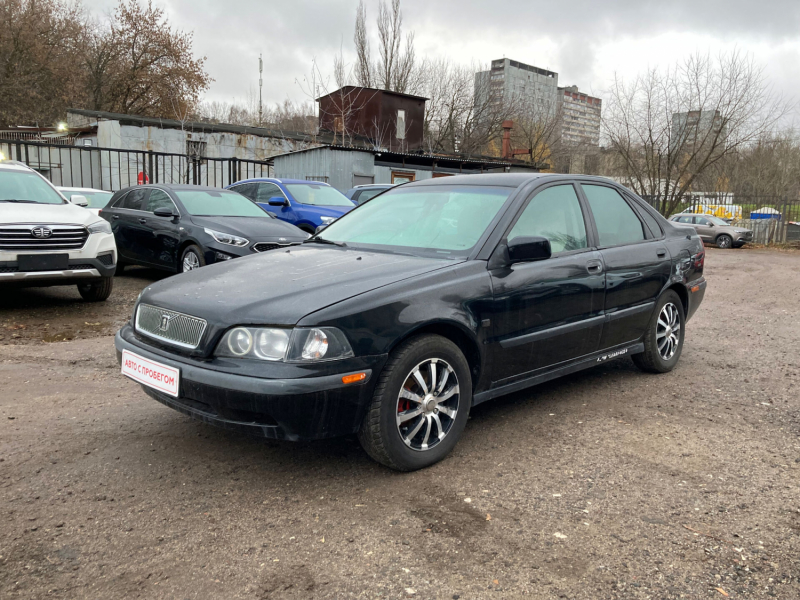 Volvo S40, I Рестайлинг 2002 с пробегом 200 000 км.