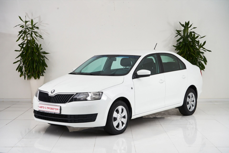 Skoda Rapid, I 2015 с пробегом 54 000 км.