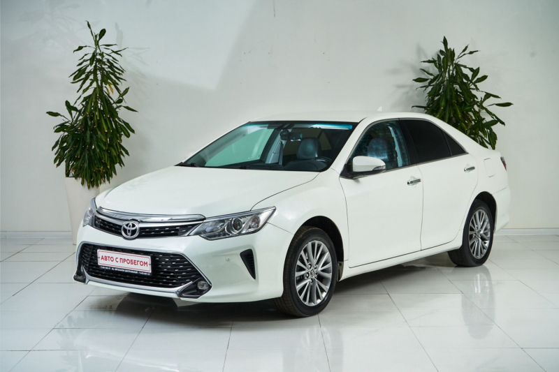 Toyota Camry, 2015 г.