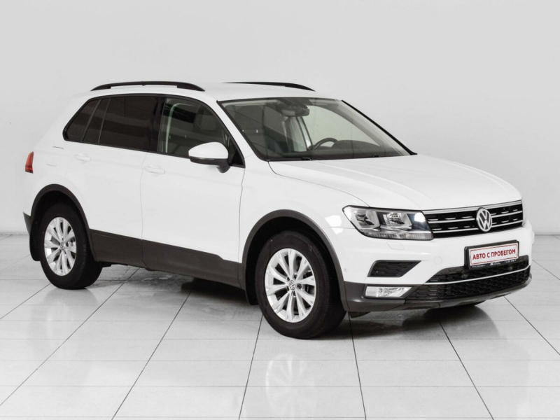 Volkswagen Tiguan, II 2017 с пробегом 62 000 км.