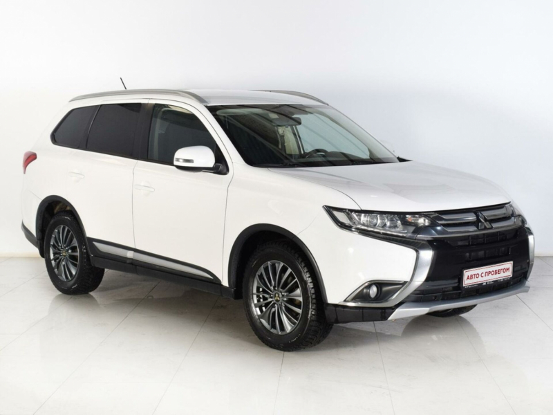 Mitsubishi Outlander, 2016 г.