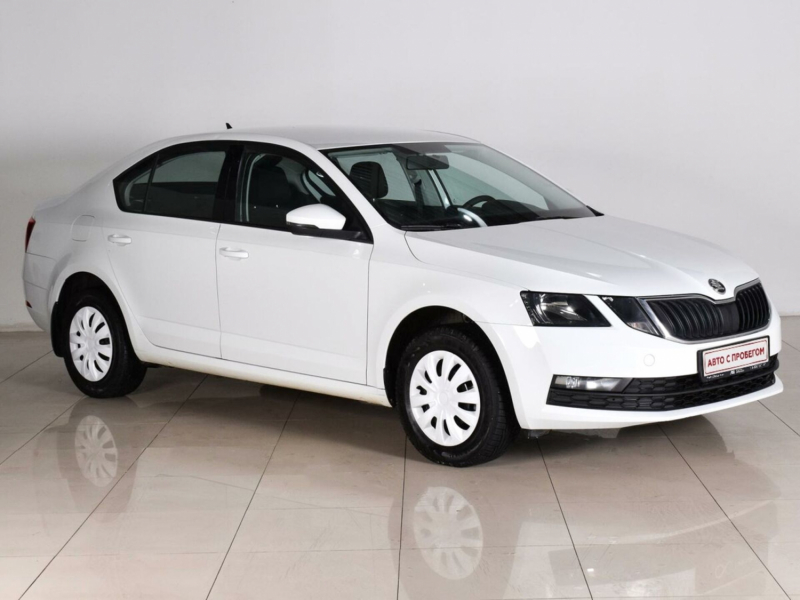 Skoda Octavia, III (A7) Рестайлинг 2018 с пробегом 68 000 км.