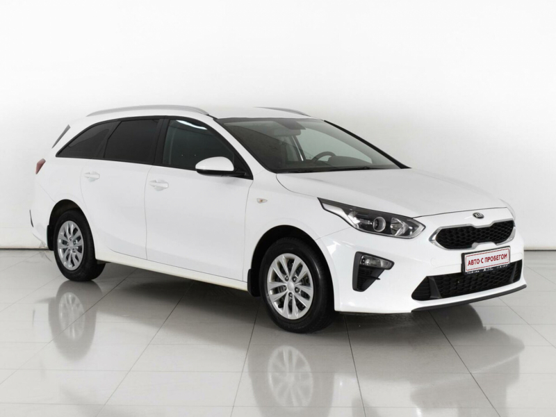 Kia Ceed, III 2021 с пробегом 7 940 км.