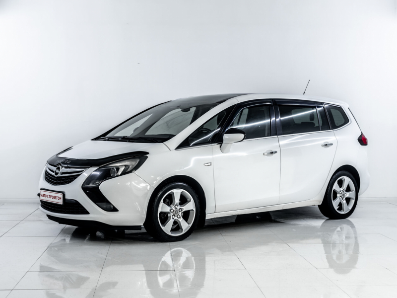 Opel Zafira, C 2012 с пробегом 129 000 км.