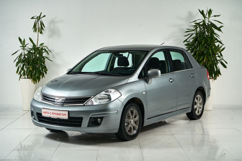 Nissan Tiida, I Рестайлинг 2012 с пробегом 142 000 км.