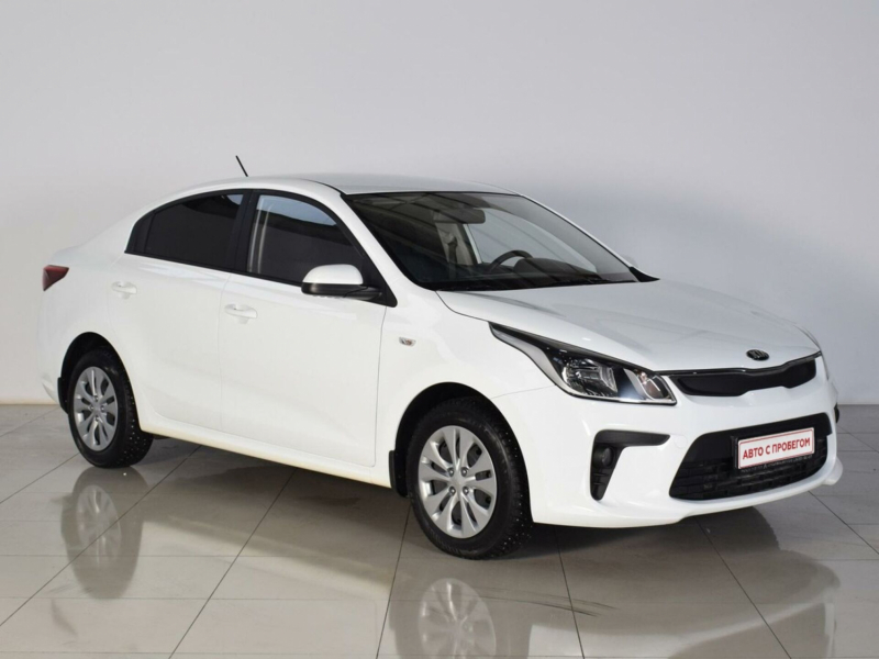 Kia Rio, IV Рестайлинг 2020 с пробегом 118 772 км.