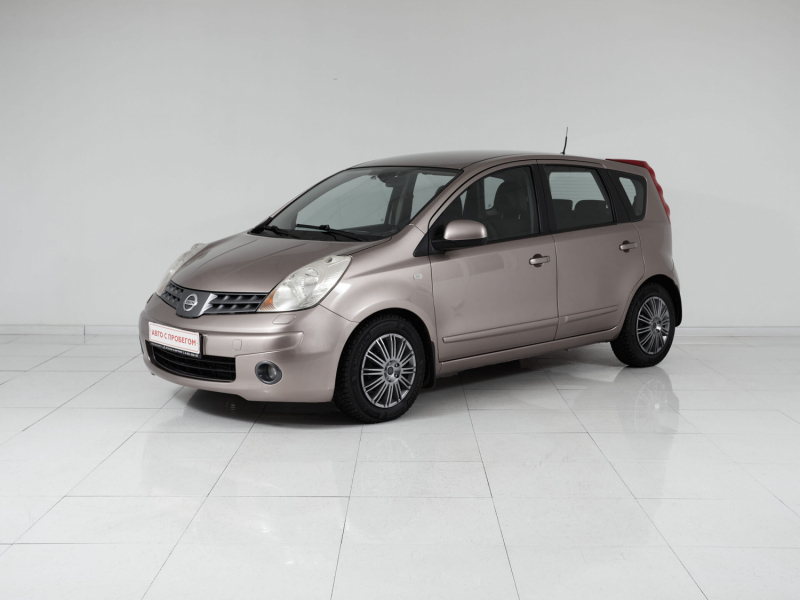 Nissan Note, I Рестайлинг 2008 с пробегом 169 000 км.