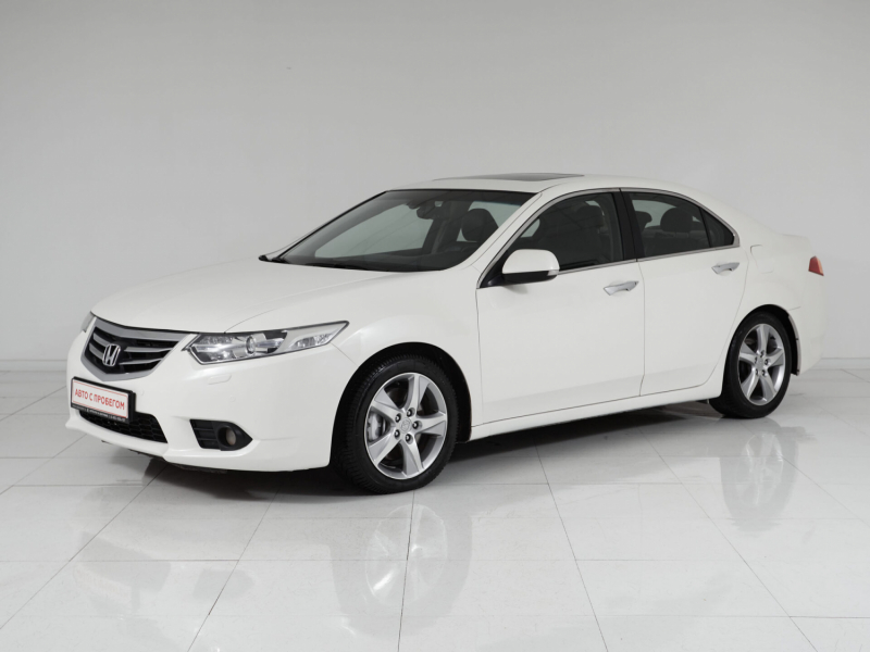 Honda Accord, VIII Рестайлинг 2011 с пробегом 138 000 км.