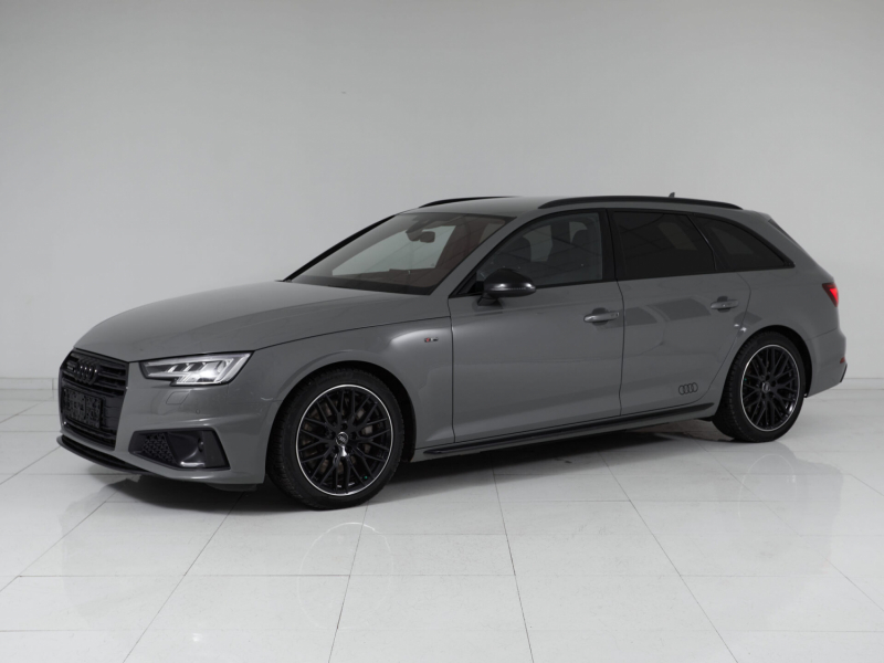 Audi A4, V (B9) Рестайлинг 2019 с пробегом 85 000 км.