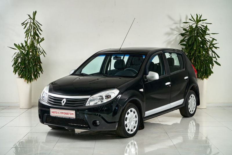 Renault Sandero, I 2012 с пробегом 85 000 км.