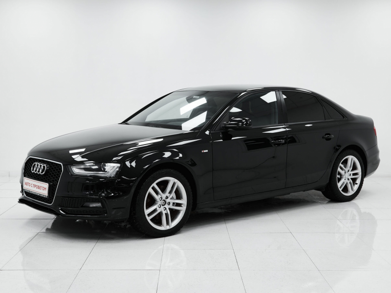 Audi A4, IV (B8) Рестайлинг 2012 с пробегом 137 000 км.