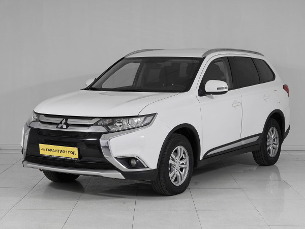 Mitsubishi Outlander, III Рестайлинг 2 2015 с пробегом 112 400 км.