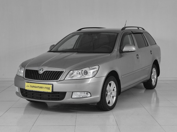 Skoda Octavia, II (A5) Рестайлинг 2012 с пробегом 174 300 км.