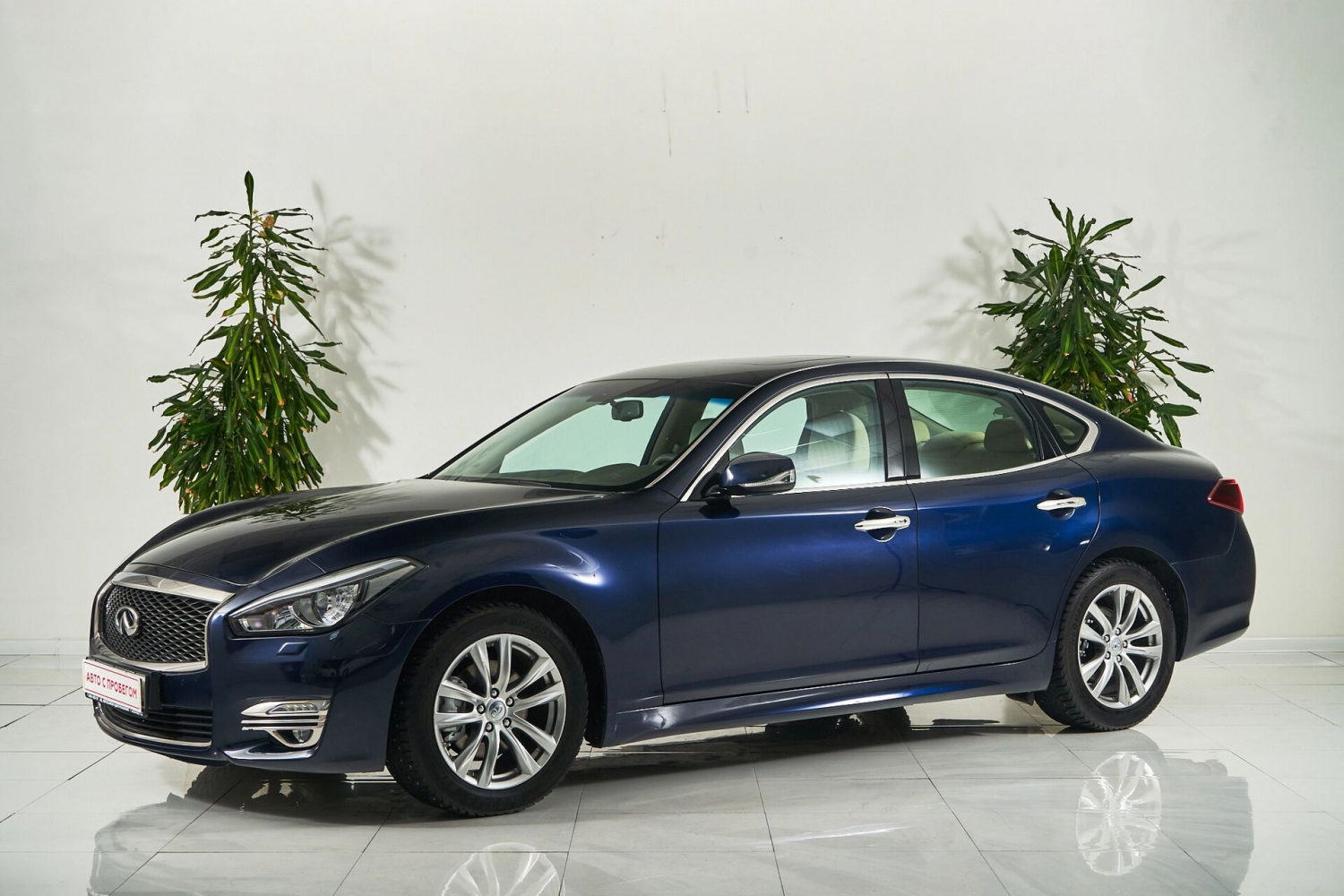 Infiniti Q70, 2016 г.