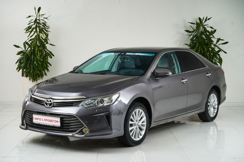 Toyota Camry, 2015 г.