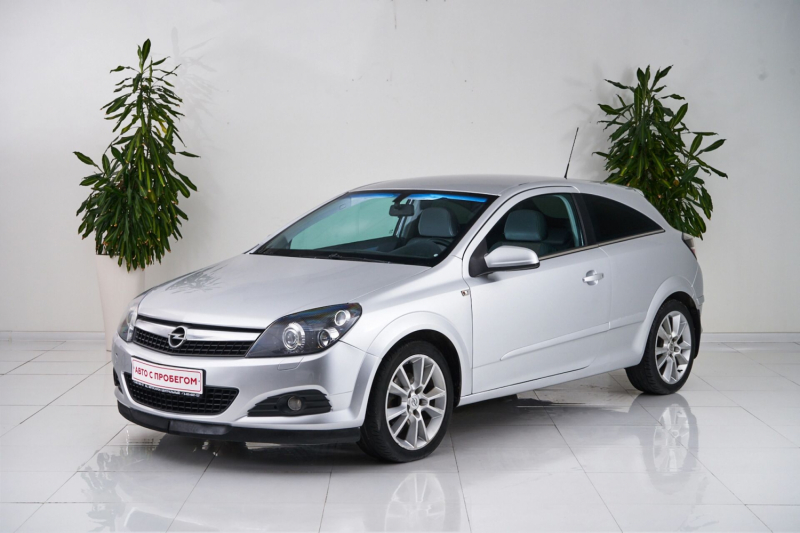 Opel Astra, H Рестайлинг 2008 с пробегом 140 000 км.