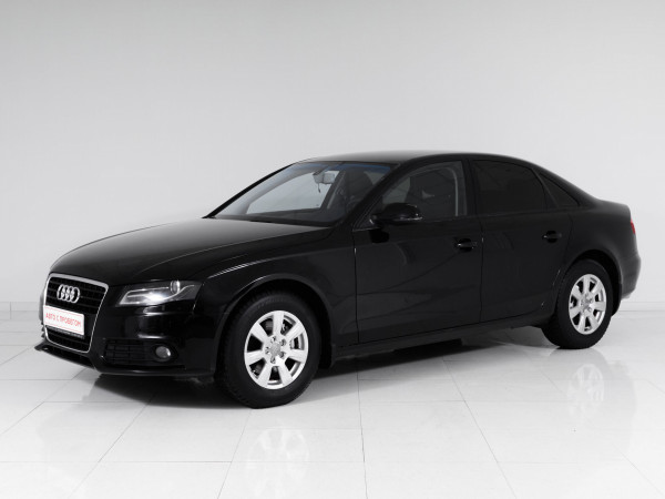 Audi A4, IV (B8) 2010 с пробегом 150 000 км.