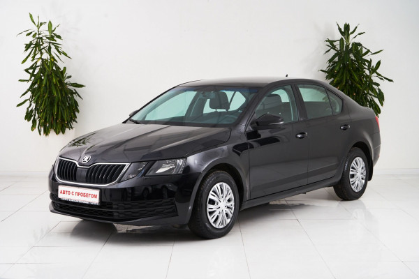 Skoda Octavia, III (A7) Рестайлинг 2017 с пробегом 32 000 км.