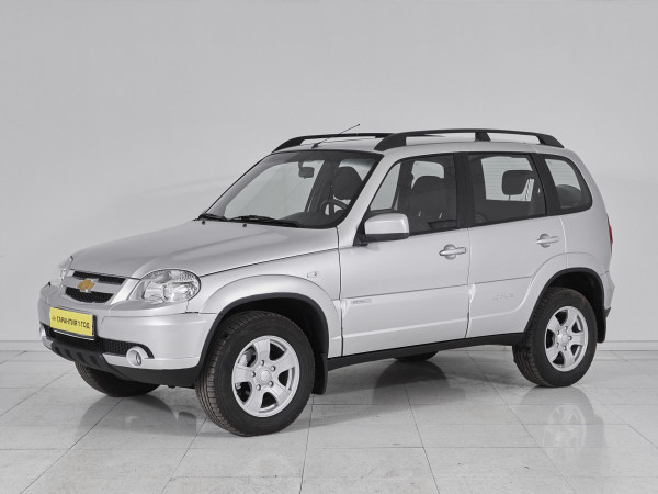 Chevrolet Niva, I Рестайлинг 2012 с пробегом 174 400 км.