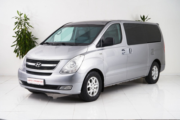 Hyundai Grand Starex, I 2011 с пробегом 91 000 км.