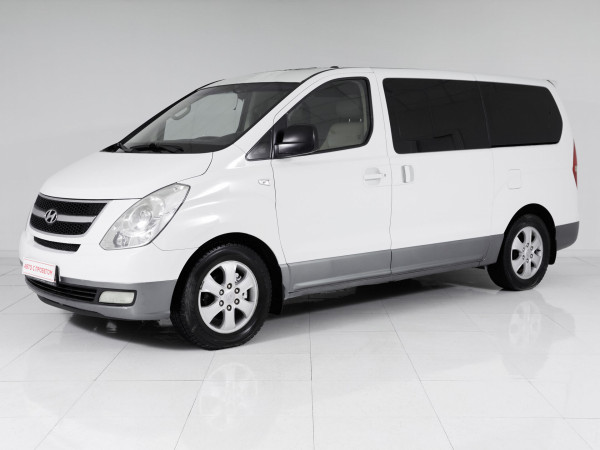 Hyundai Grand Starex, I 2010 с пробегом 195 000 км.