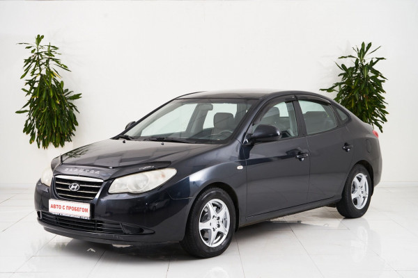 Hyundai Elantra, V (MD) 2007 с пробегом 200 000 км.